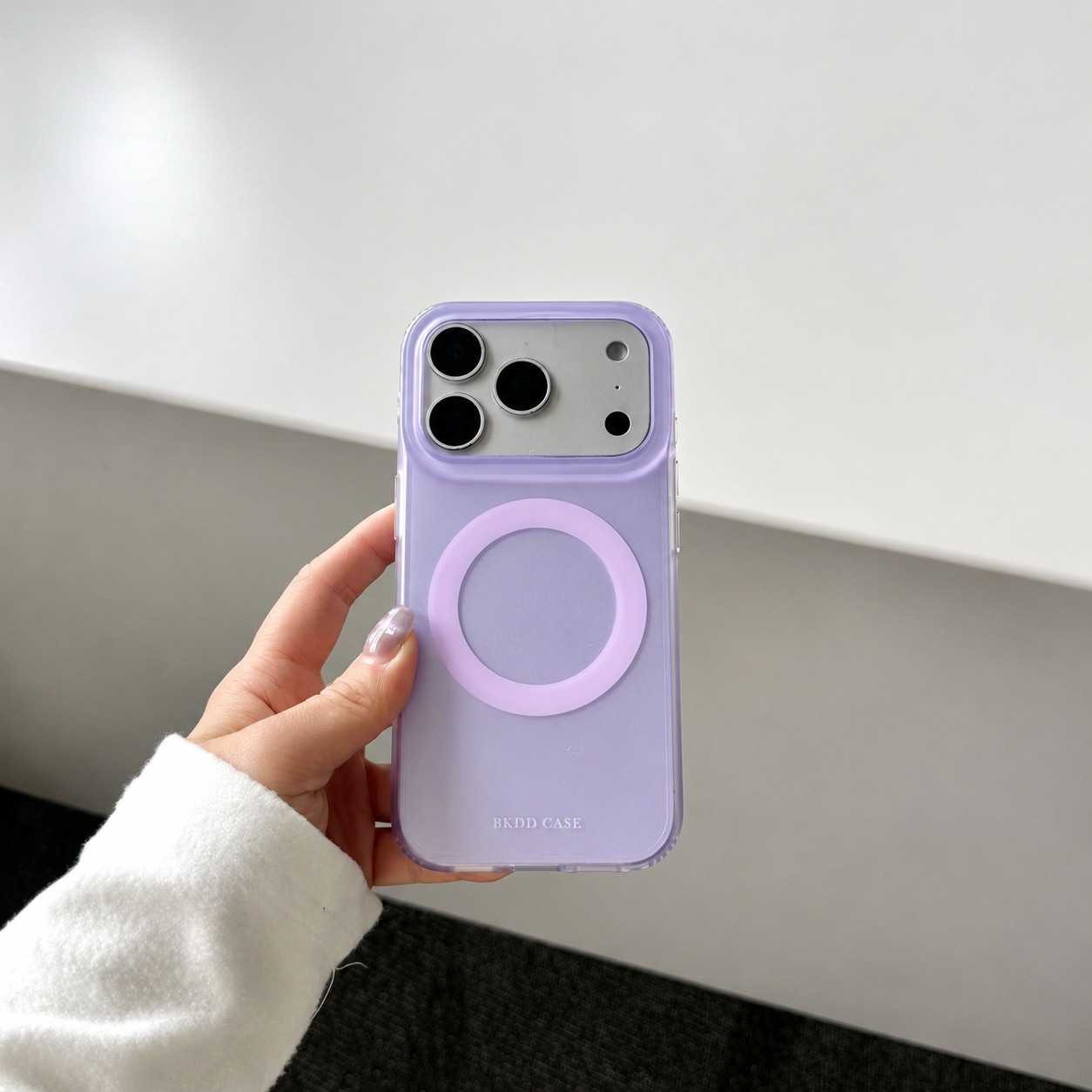 iPhone 15 Pro Max Silver Oil Magnetic Case - Purple 35795 - image 1